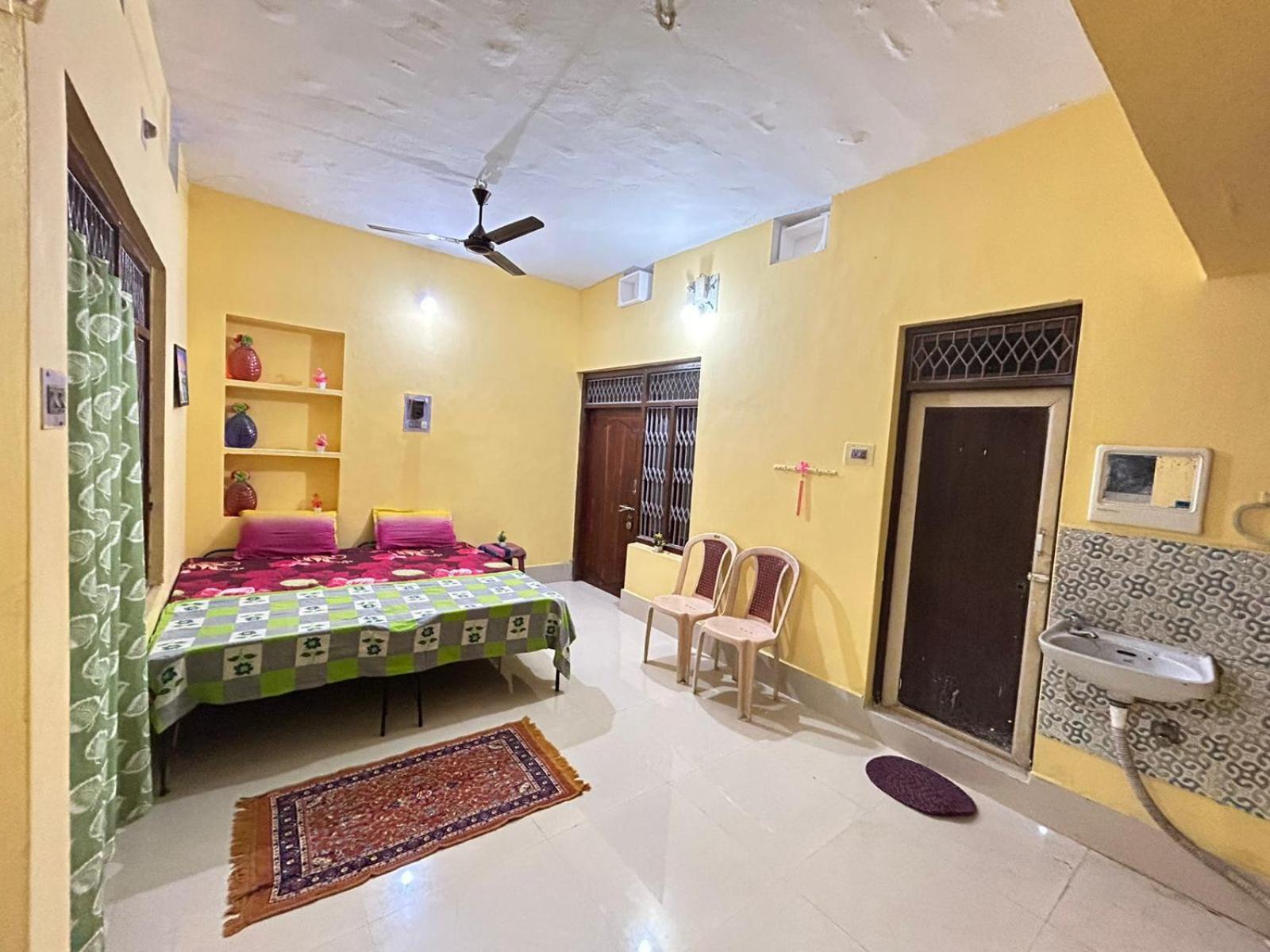 Shree Nivas Homestay Puri Exterior photo