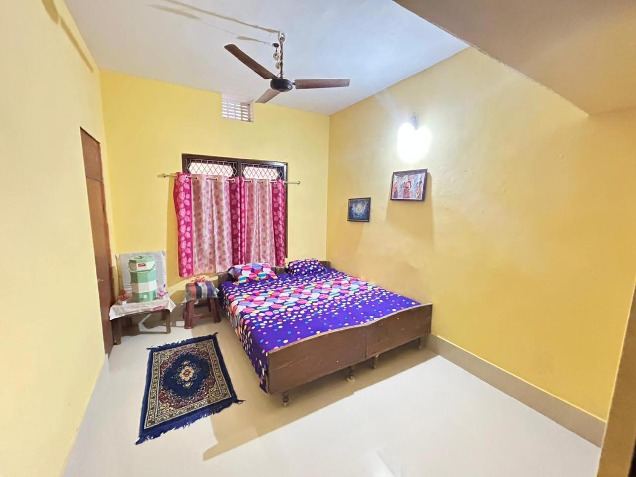 Shree Nivas Homestay Puri Exterior photo