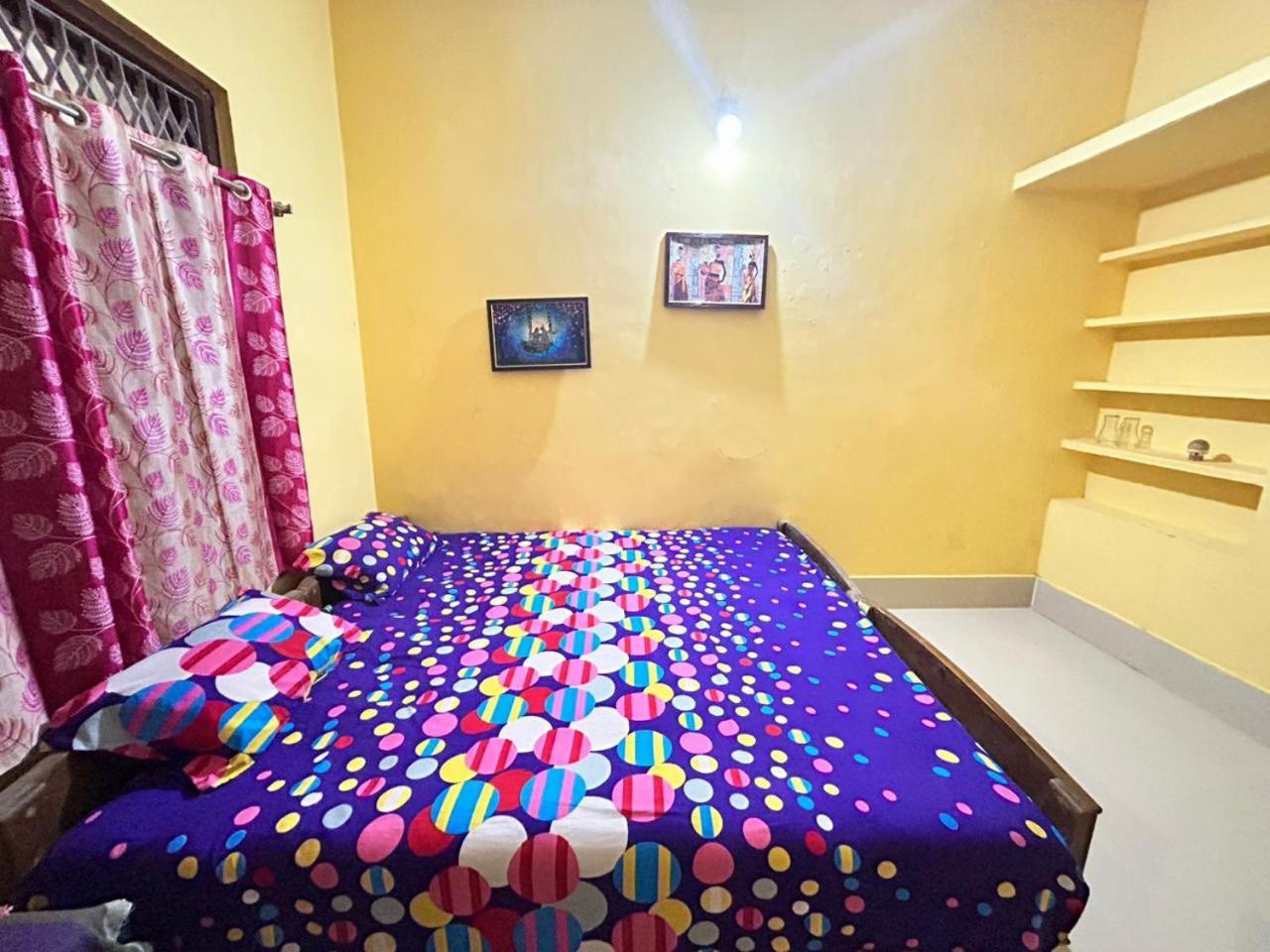 Shree Nivas Homestay Puri Exterior photo