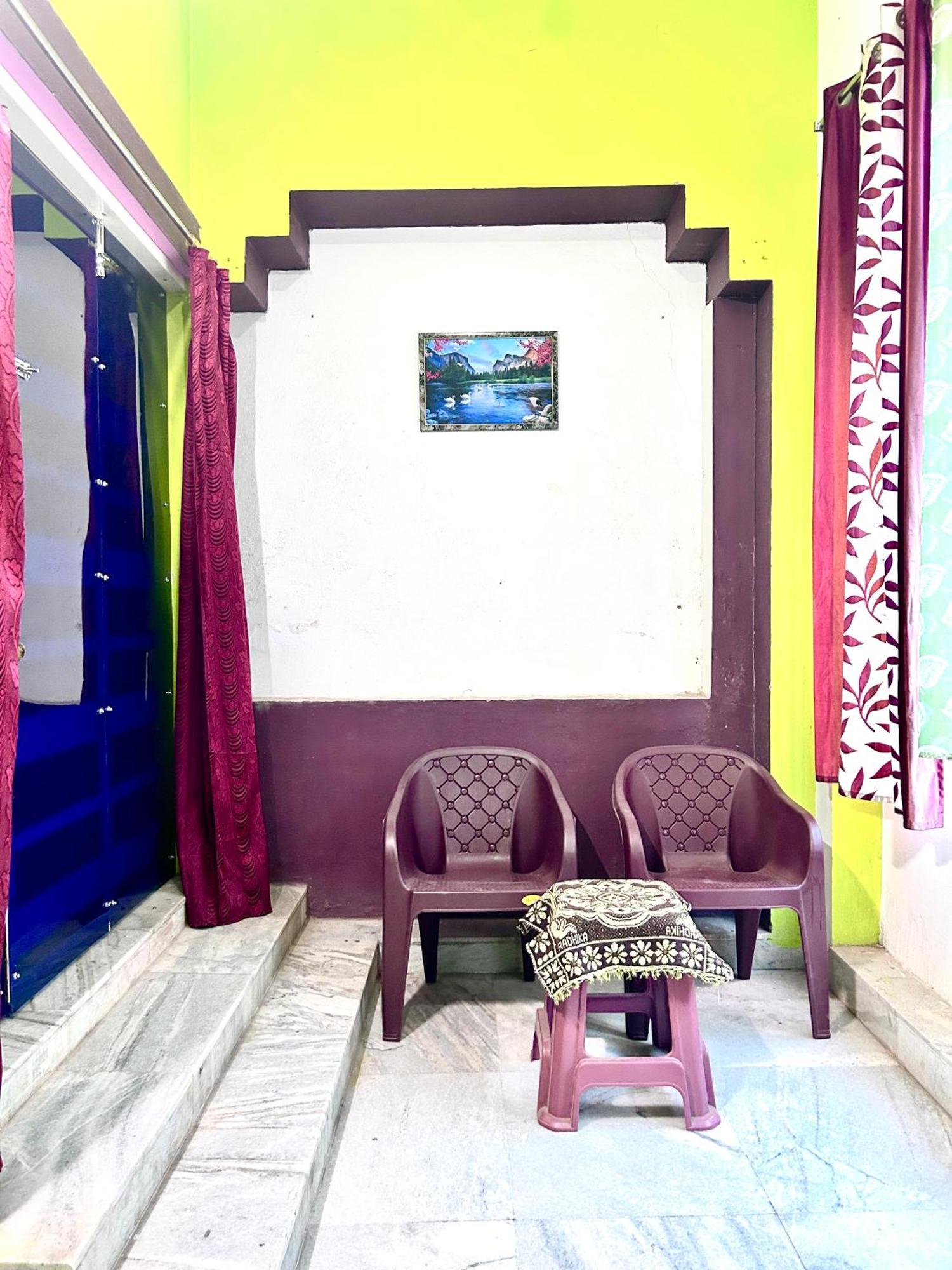 Shree Nivas Homestay Puri Exterior photo