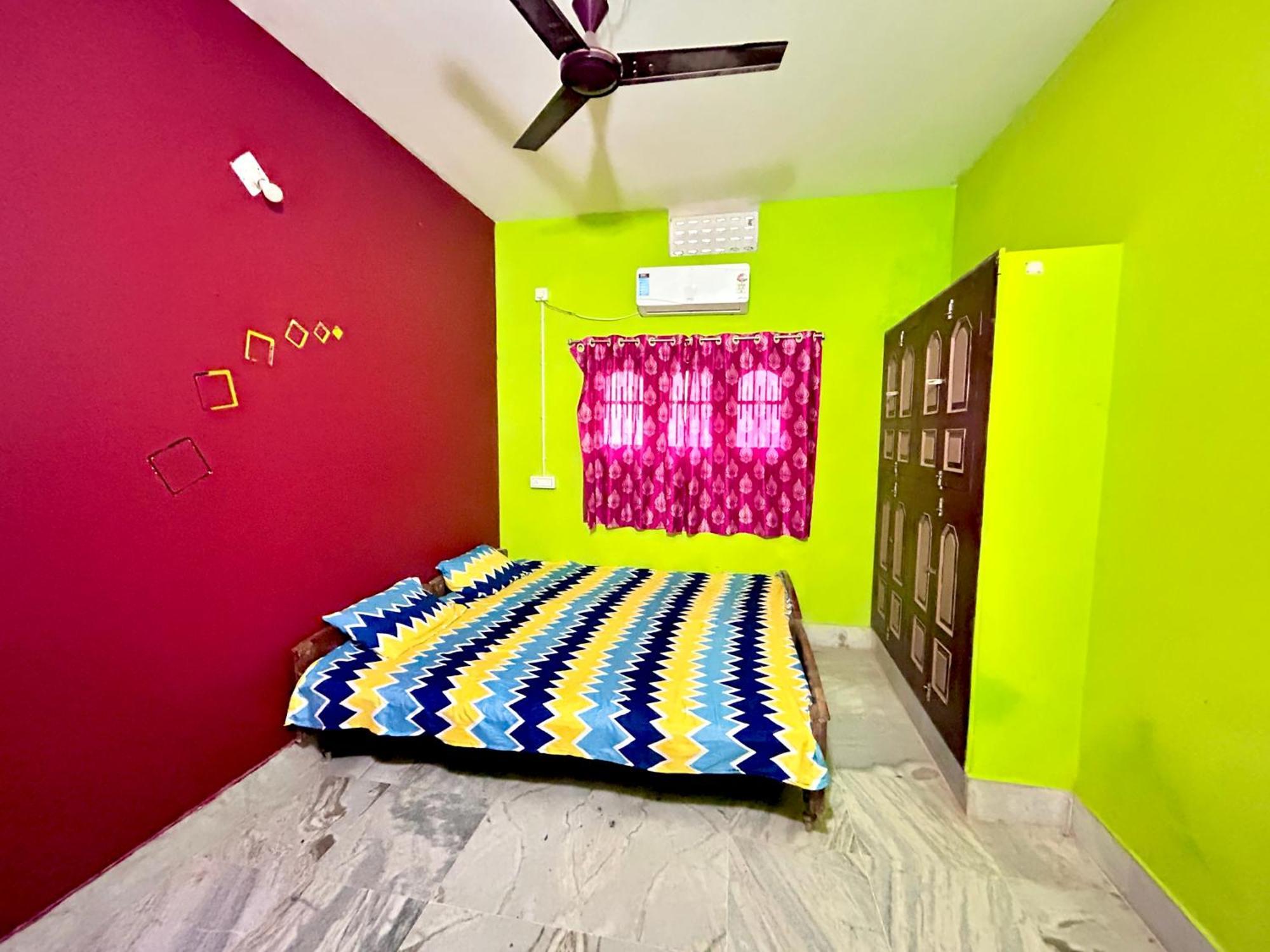 Shree Nivas Homestay Puri Exterior photo
